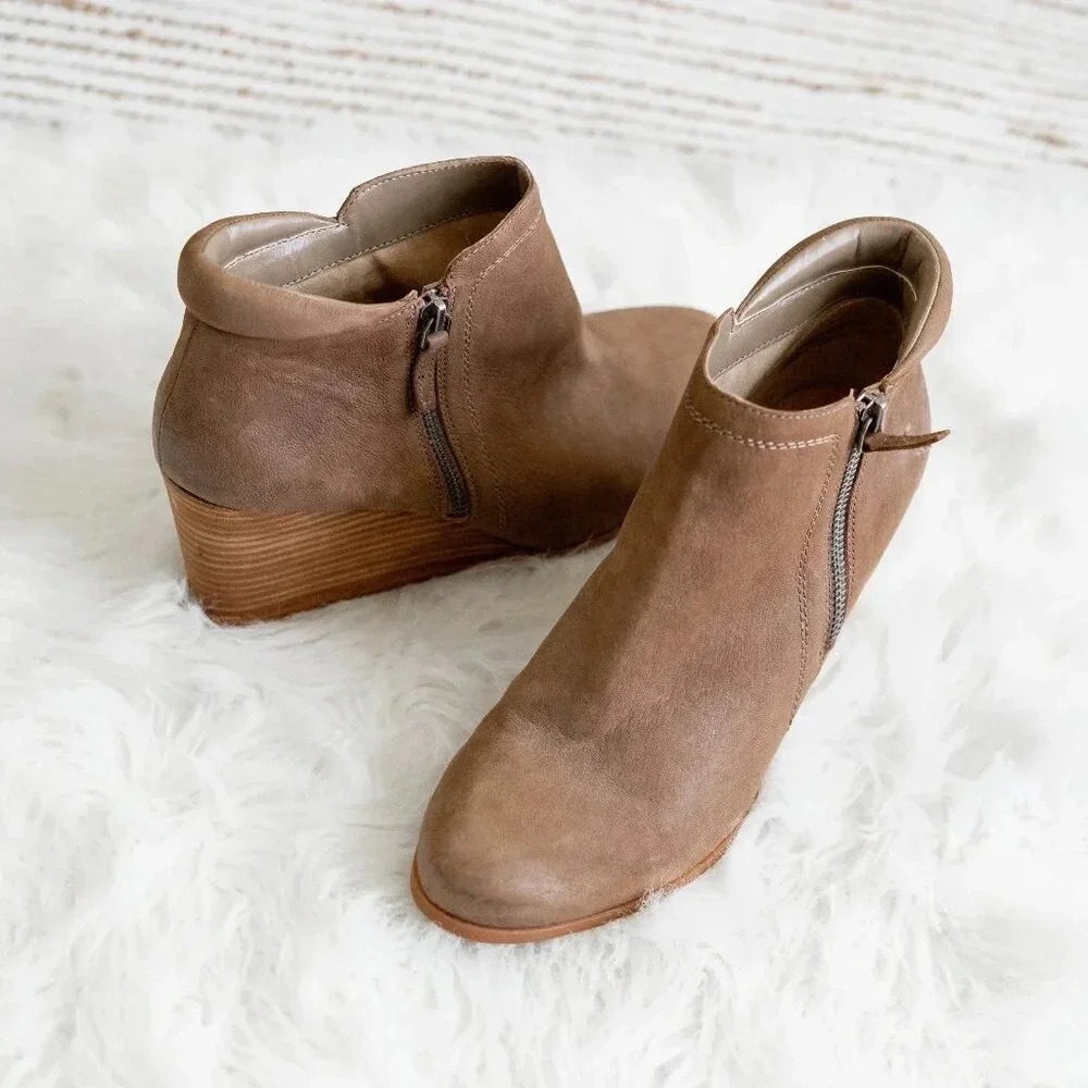 CROWN VINTAGE LEATHER WEDGE HEEL BOOTIES TAN BROWN SZ 10
